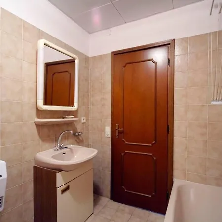 Apartment Mit Blick Auf Den Maggiore *